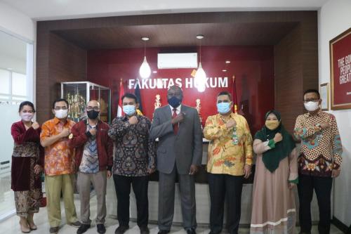 Fakultas Hukum UPN Veteran Jakarta 4TH INCOLS (10)