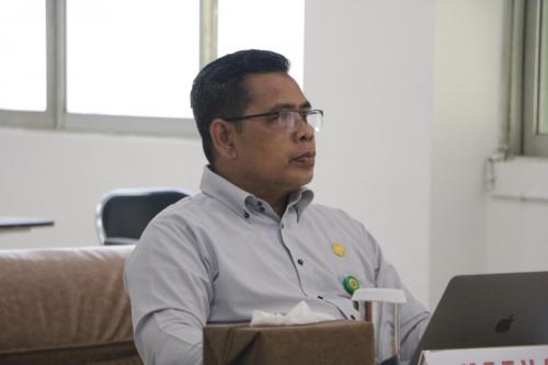 Fakultas Hukum UPN Veteran Jakarta mengadakan kegiatan Seminar Diseminasi Tugas Akhir Program Studi Hukum Program Sarjana secara offline (13)