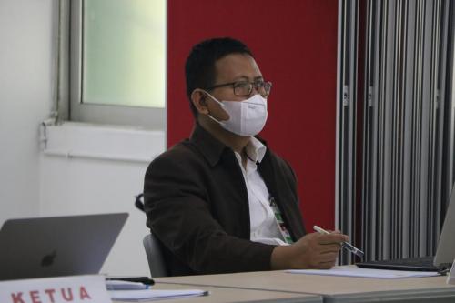 Fakultas Hukum UPN Veteran Jakarta mengadakan kegiatan Seminar Diseminasi Tugas Akhir Program Studi Hukum Program Sarjana secara offline (12)