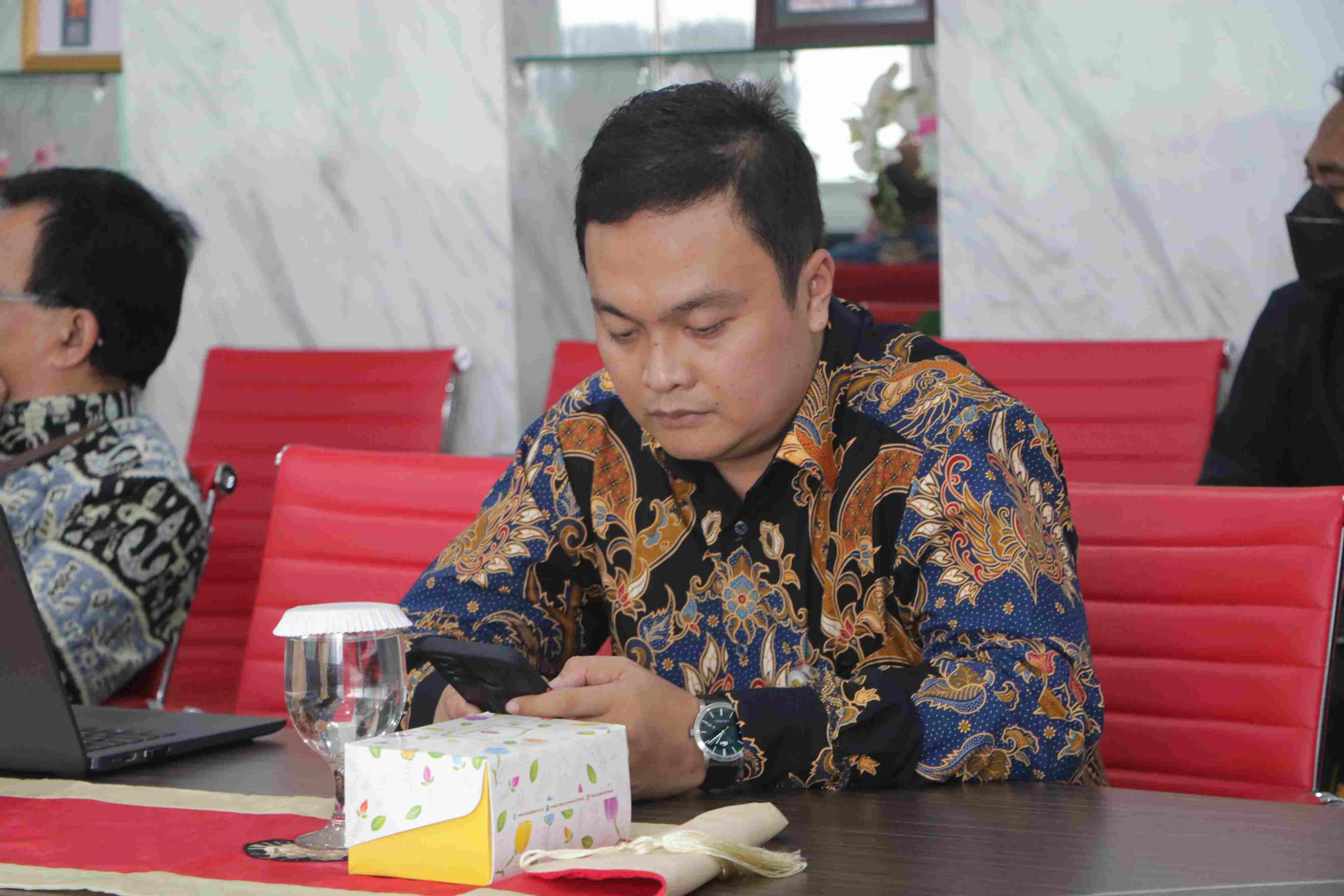 Benchmarking Magister Hukum Universitas Bangka Belitung di Magister Hukum UPN Veteran Jakarta (25)