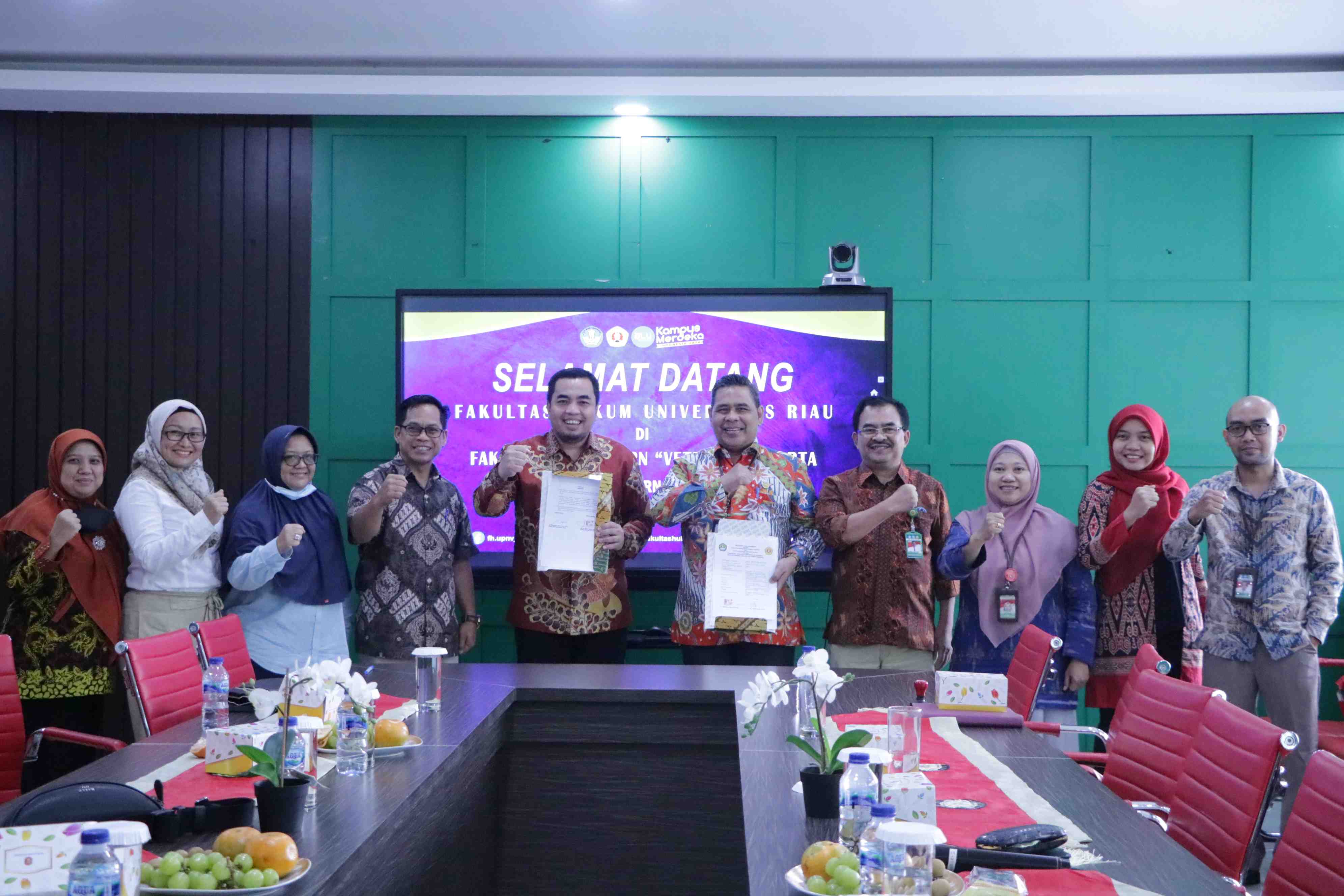 Dalam Rangka Eksternal Benchmarking Fakultas Hukum Universitas Riau (15)