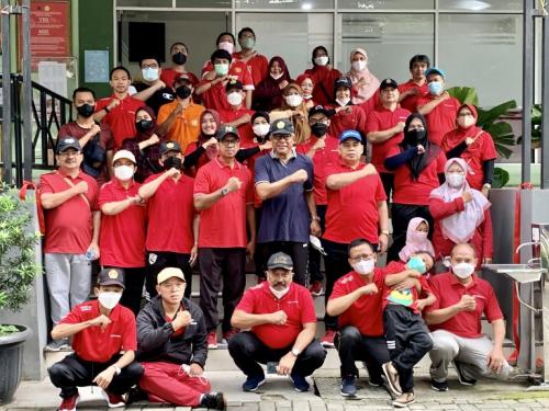 Fakultas Hukum UPN Veteran Jakarta menyelenggarakan kegiatan jalan santai serta berbagai perlombaan tradisional dalam rangka memeriahkan Dies Natalis Fakultas Hukum ke 22
