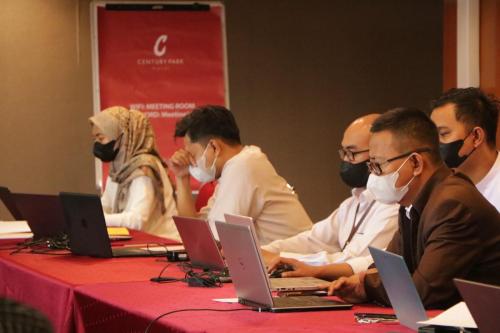 Fullboard Finalisasi Borang Akreditasi Program Sarjana Fakultas Hukum UPN Veteran Jakarta (7)