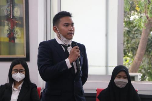 Syukuran Dalam Rangka Kemenangan Organisasi Mahasiswa Unit Peradilan Semu (UPS) Fakultas Hukum UPN Veteran Jakarta sebagai Juara 3 National Moot Court Competition Anti Money Loundring VI Tahun 2021 (2)
