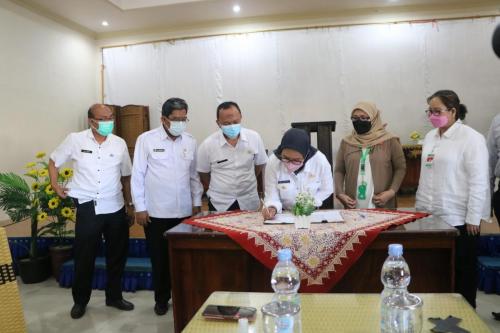 Fakultas Hukum UPN Veteran Jakarta andil dalam bagian penjajakan kerja sama kajian hukum dan rancangan peraturan daerah Indramayu (20)