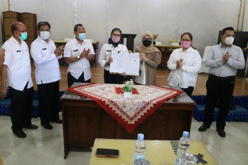 Fakultas Hukum UPN Veteran Jakarta andil dalam bagian penjajakan kerja sama kajian hukum dan rancangan peraturan daerah Indramayu (23)