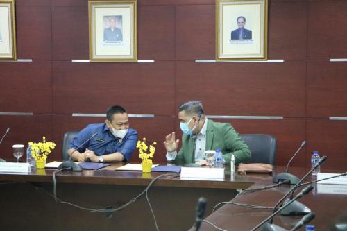 Pusat Penelitian dan Pengembangan Hukum dan Peradilan Badan Litbang Kumdil Mahkamah Agung RI dan Fakultas Hukum UPN Veteran Jakarta melakukan penandatanganan perjanjian kerjasama (12)