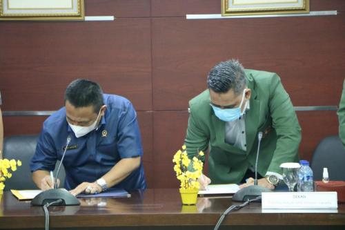 Pusat Penelitian dan Pengembangan Hukum dan Peradilan Badan Litbang Kumdil Mahkamah Agung RI dan Fakultas Hukum UPN Veteran Jakarta melakukan penandatanganan perjanjian kerjasama (7)