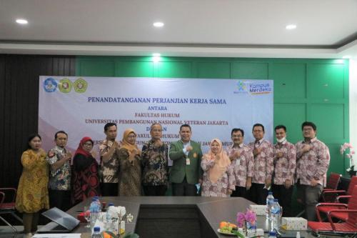 Fakultas Hukum UPN Veteran Jakarta dan Fakultas Hukum UPN Veteran Jawa Timur melakukan penandatanganan Perjanjian Kerjasama terkait pelaksanaan Merdeka Belajar Kampus Merdeka (MBKM) (5)