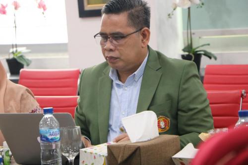 Fakultas Hukum UPN Veteran Jakarta dan Fakultas Hukum UPN Veteran Jawa Timur melakukan penandatanganan Perjanjian Kerjasama terkait pelaksanaan Merdeka Belajar Kampus Merdeka (MBKM) (18)