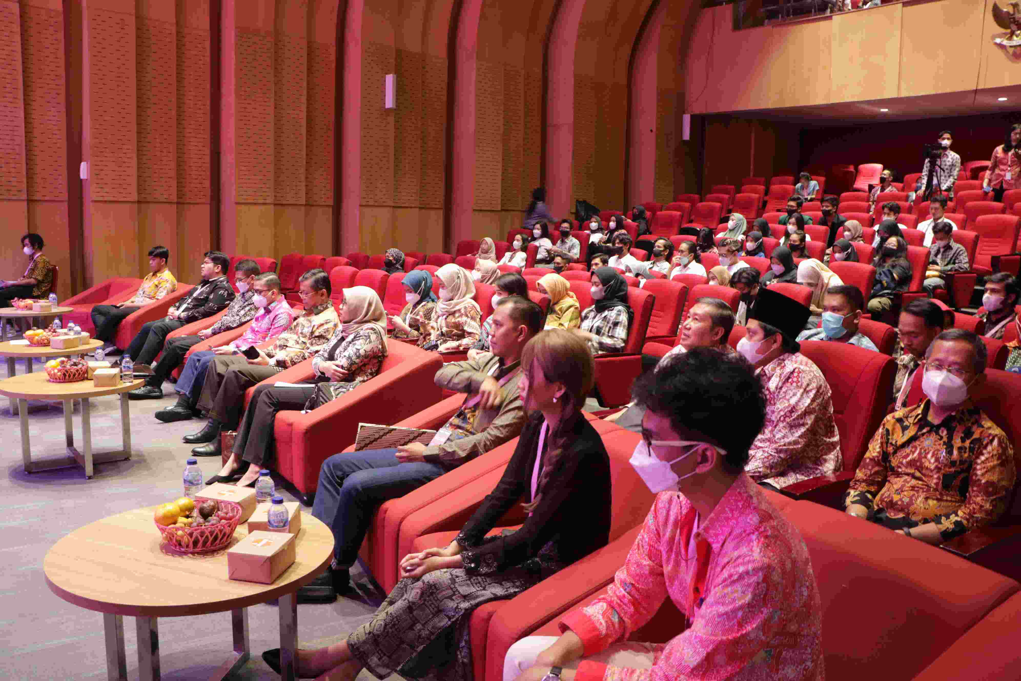 Seminar Nasional Festival Bela Negara (Belagest) 2022 Fakultas Hukum Universitas Pembangunan Nasional Veteran Jakarta