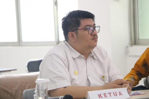 Fakultas Hukum UPN Veteran Jakarta mengadakan kegiatan Seminar Diseminasi Tugas Akhir Program Studi Hukum Program Sarjana secara offline (10)