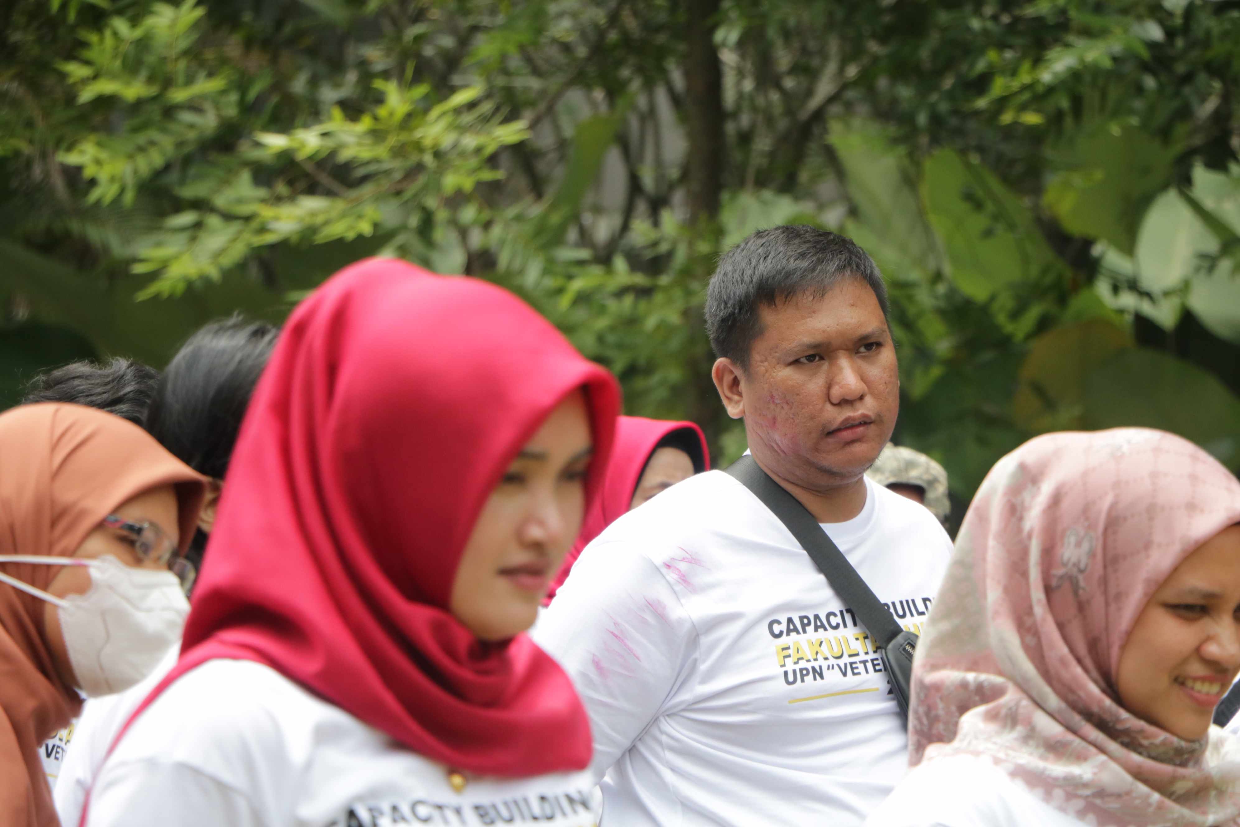 “Membangun Kebersamaan Menuju Fakultas Hukum yang Unggul” Capacity Building Fakultas Hukum Universitas Pembangunan Nasional “Veteran” Jakarta (15)
