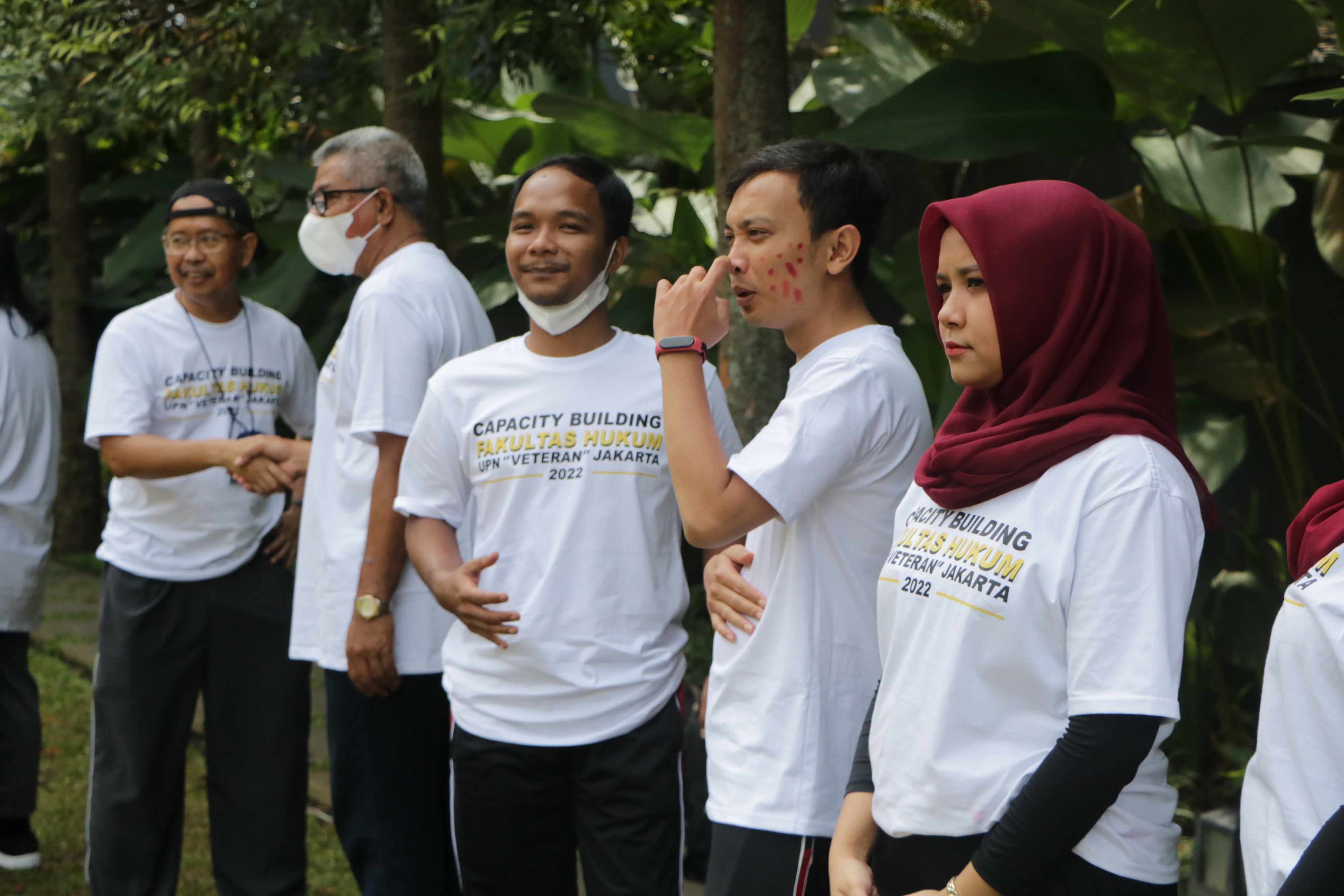 “Membangun Kebersamaan Menuju Fakultas Hukum yang Unggul” Capacity Building Fakultas Hukum Universitas Pembangunan Nasional “Veteran” Jakarta (64)