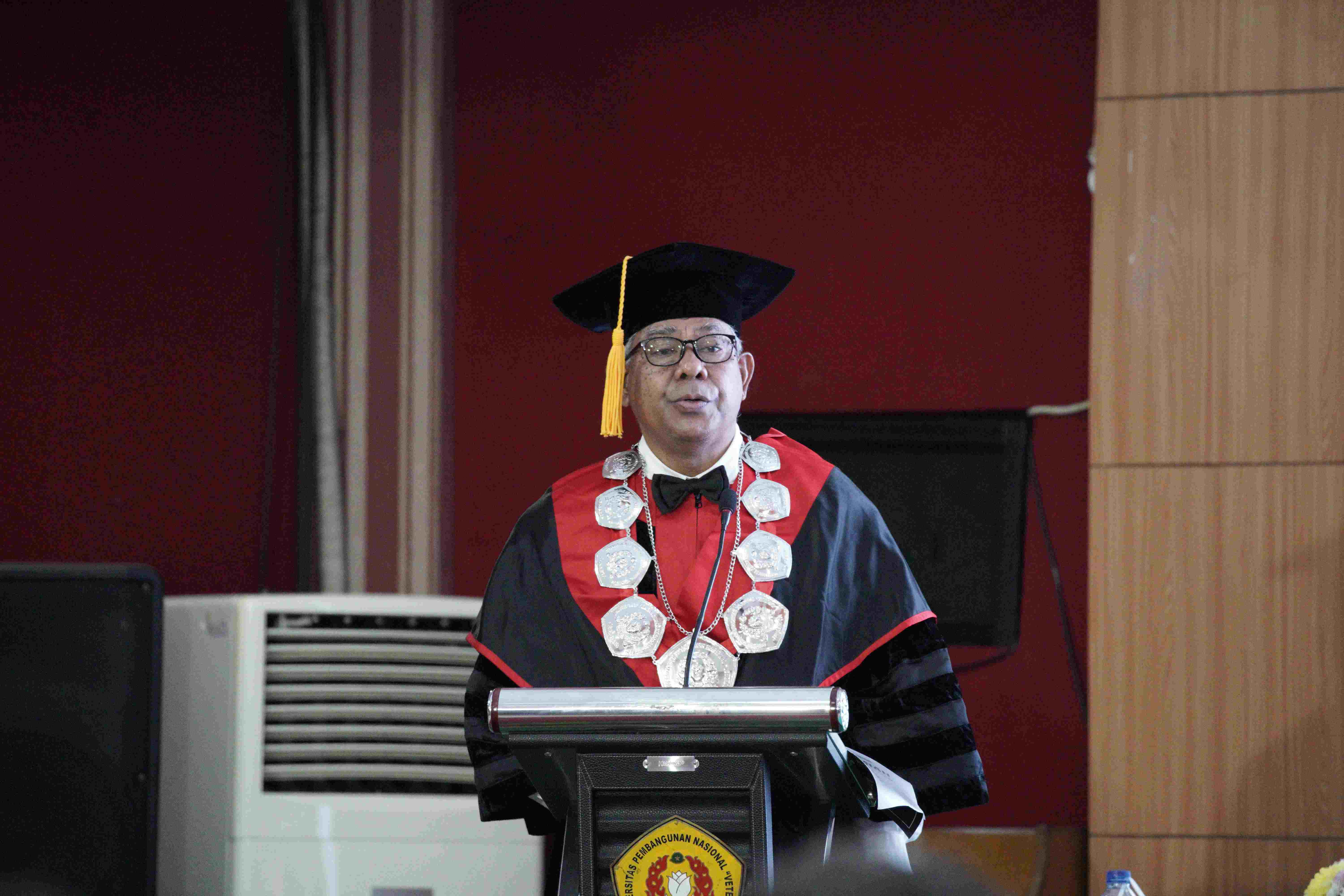 Pengukuhan Prof Dr Wicipto Setiadi SH MH Guru Besar bidang Ilmu Hukum Fakultas Hukum Universitas Pembangunan Nasional Veteran Jakarta (241)
