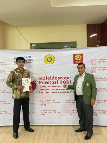 Kaleidoskop Prestasi Mahasiswa Fakultas Hukum UPN Veteran Jakarta Tahun 2021 (8)