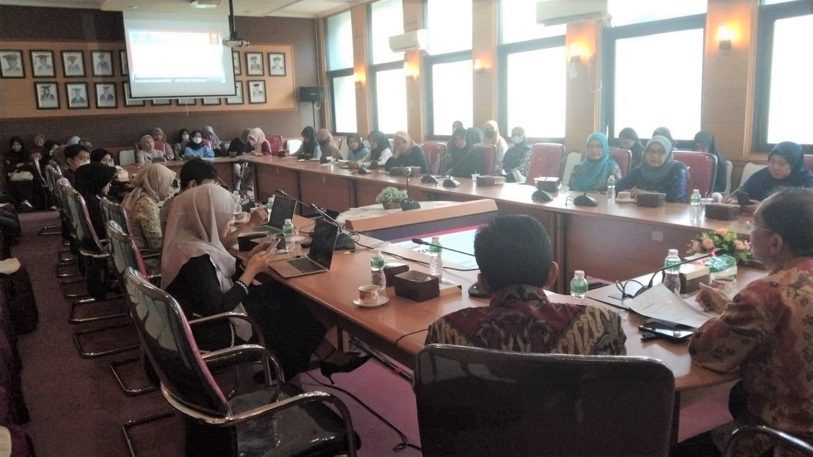 Visiting Profesor Guru Besar Fakultas Hukum UPN “Veteran” Jakarta